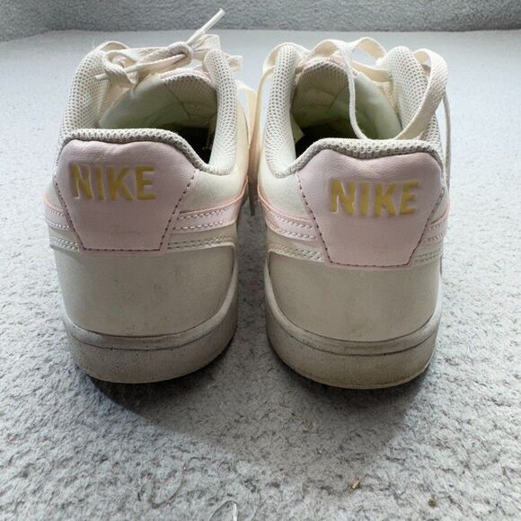 Nike Shoes Womens 10 White Pink Court Vision Low Top Leather Sneakers Streetwear - Picture 10 of 16
